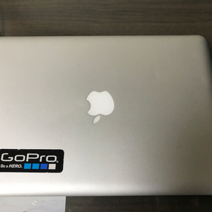 MacBook pro 13-inch Early 2