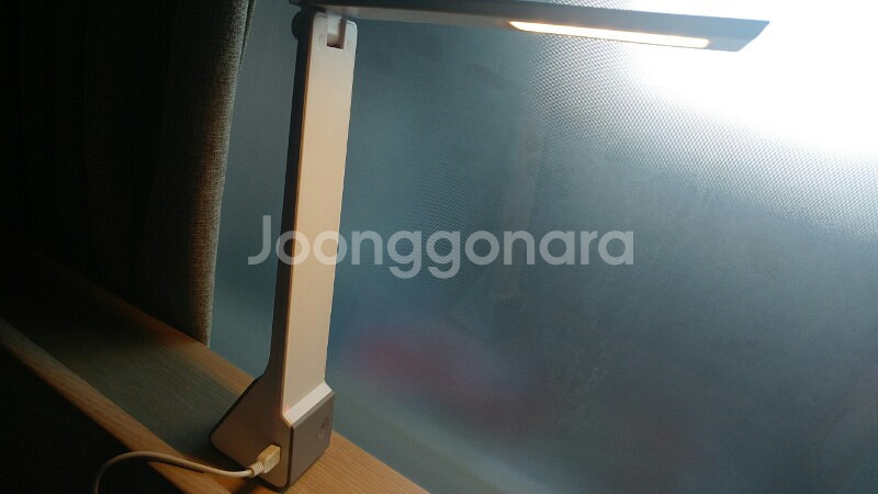 LED 데스크 폴더(휴대형스탠드)‥택포가--1