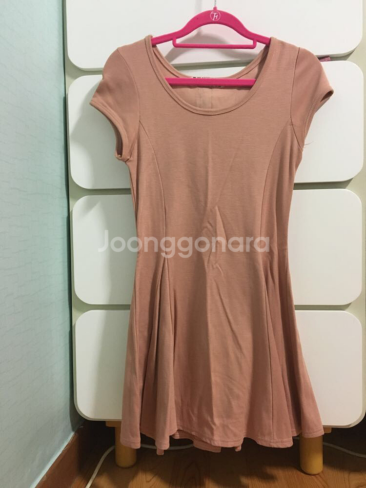 분홍분홍원피스--1