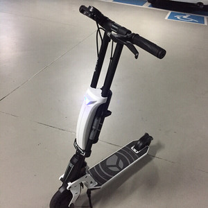 전동킥보드 클리퍼이퓨어 새거 같은 중고 팔아요~