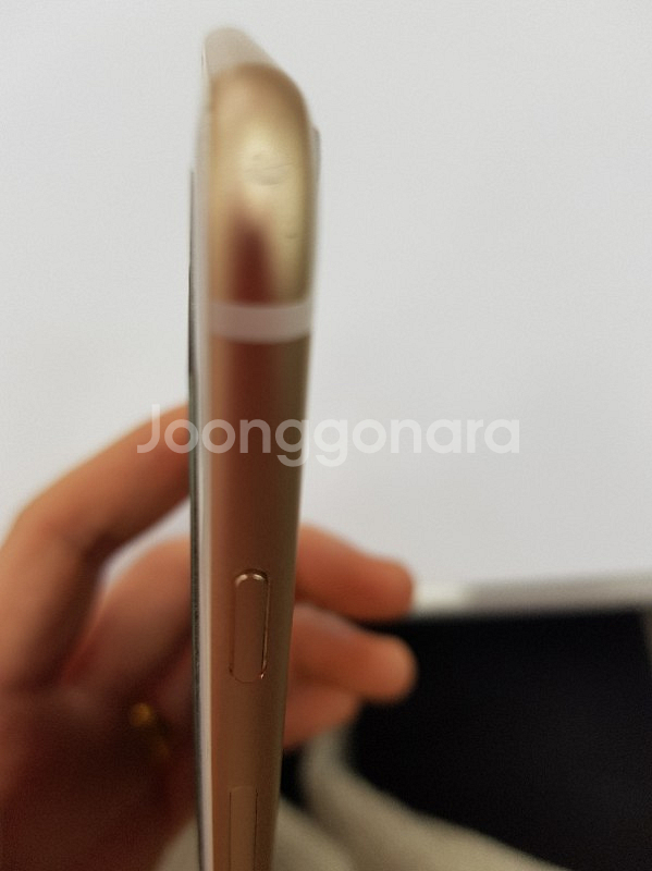 아이폰6S 64GB 300000원에 판매합니다.--2