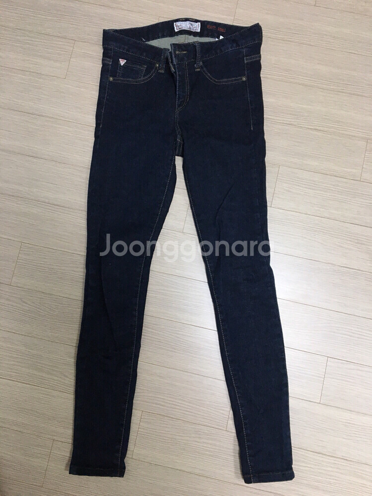 가격내림) 게스 여성청바지--1