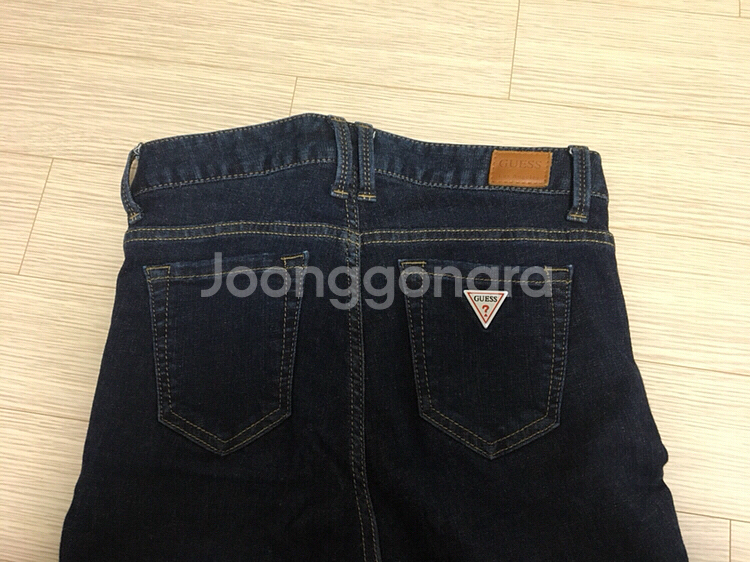 가격내림) 게스 여성청바지--6