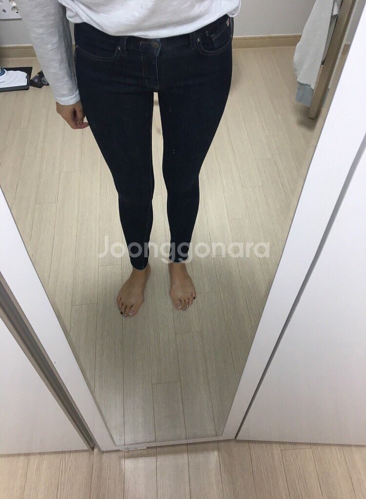 가격내림) 게스 여성청바지--8