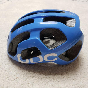 POC 옥탈 파란색~자전거 헬멧 팝니다.