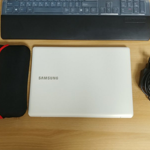 신학기 삼성 노트북 NT110S1R-K15WS 초