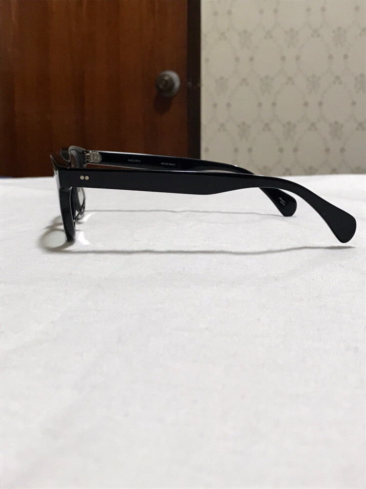 뉴맨 아이웨어 이미지