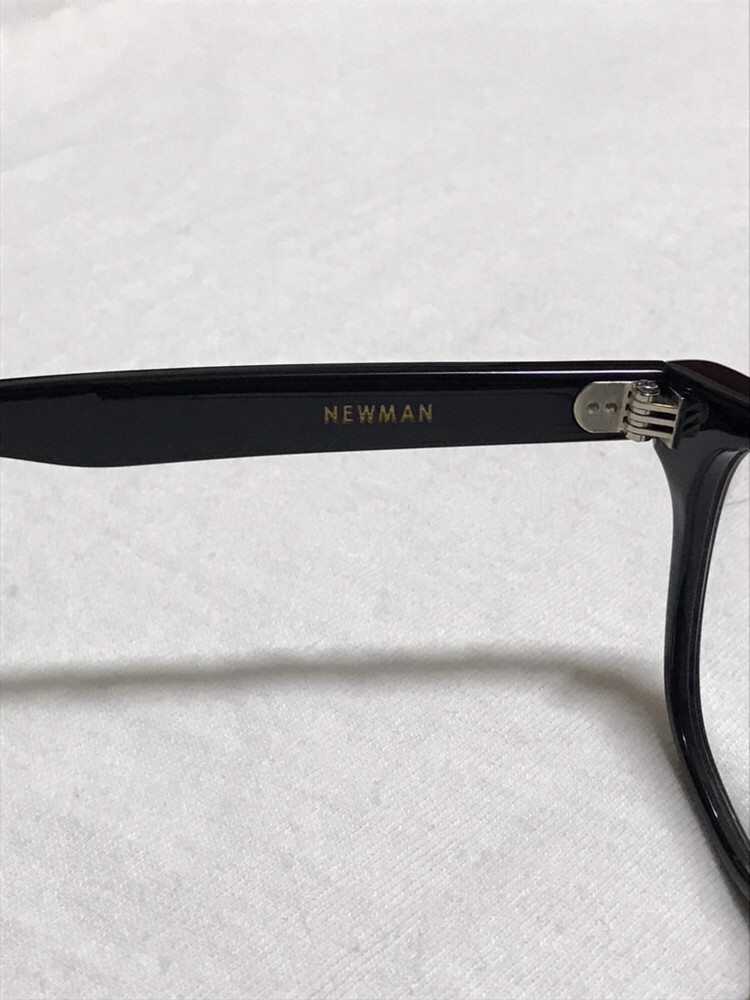 뉴맨 아이웨어 이미지