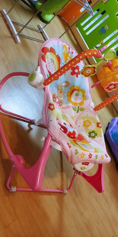 피셔프라이스 바운서 --2