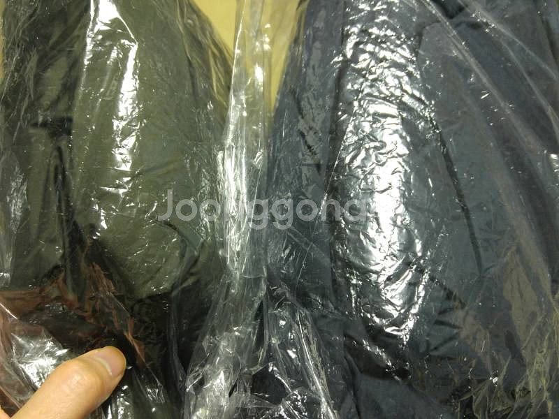 유니클로 JW 앤더슨  패딩 다크그린 새제품 미국--4