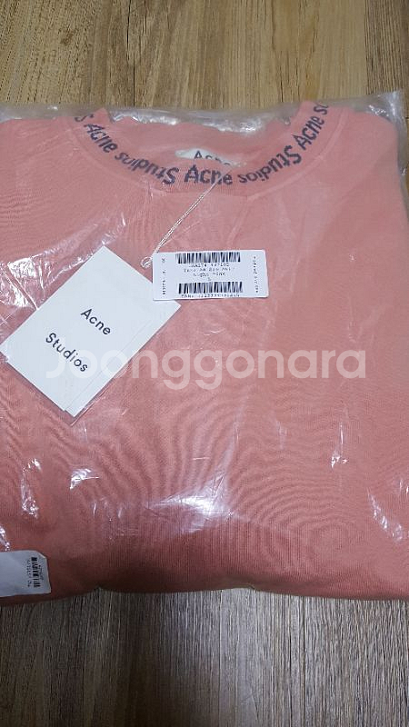 아크네 핑크 로고 맨투맨 정품 L 220000 정--0