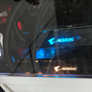 기가바이트 1080ti 어로스 워터포스 중고입니다