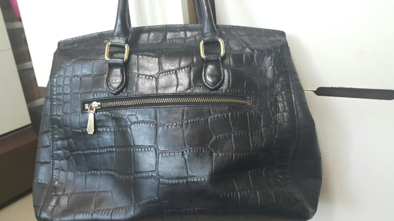 발렌티노루디가방 .긴 끈을 찾을수가 없네요ㅠ--1