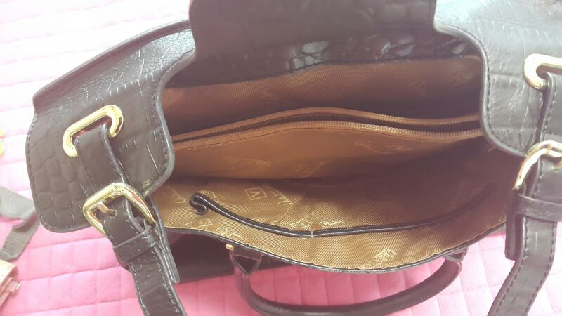 발렌티노루디가방 .긴 끈을 찾을수가 없네요ㅠ--5