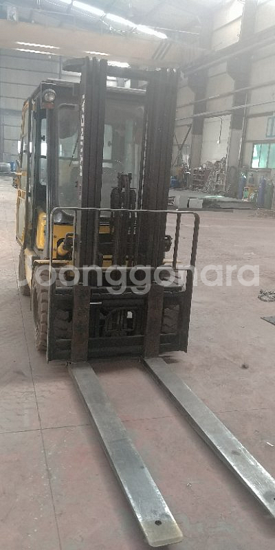 급매)현대지게차 3.3톤 11년9월식 --1