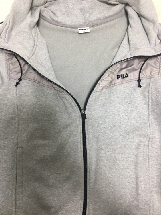 가격내려요<특가>❤휠라 트레이닝 집업 상의100❤--2