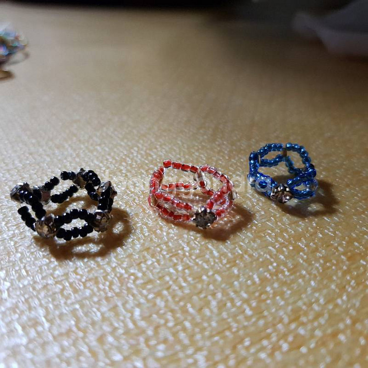 비즈공예 구슬공예 반지 3종류 검정 빨강 파랑 새상품--1