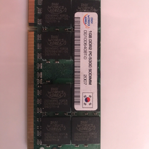 노트북용 RAM 팝니다 -DDR2 5300 1G 