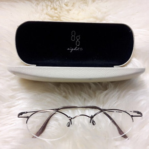 8G 안경테