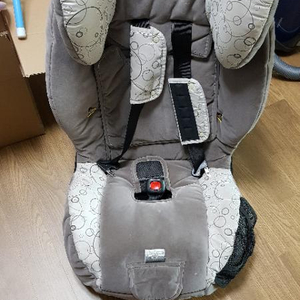 브라이텍스 카시트 판매합니다(유아용)