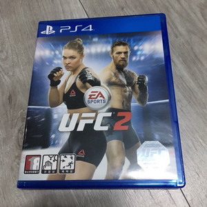 PS4 UFC2 택배포함 2만 3천원 판매합니다.