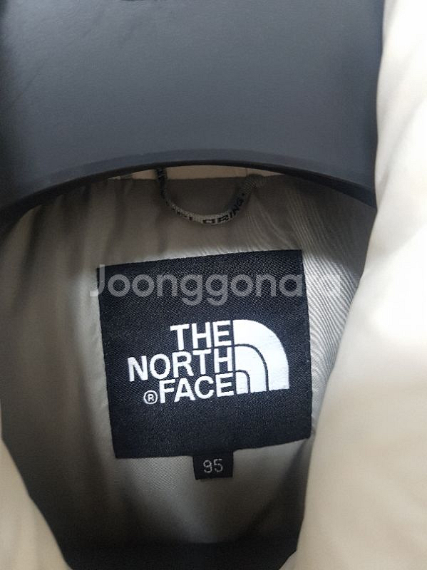 노스페이스  화이트 패딩~!커플룩 가능해요^^--5
