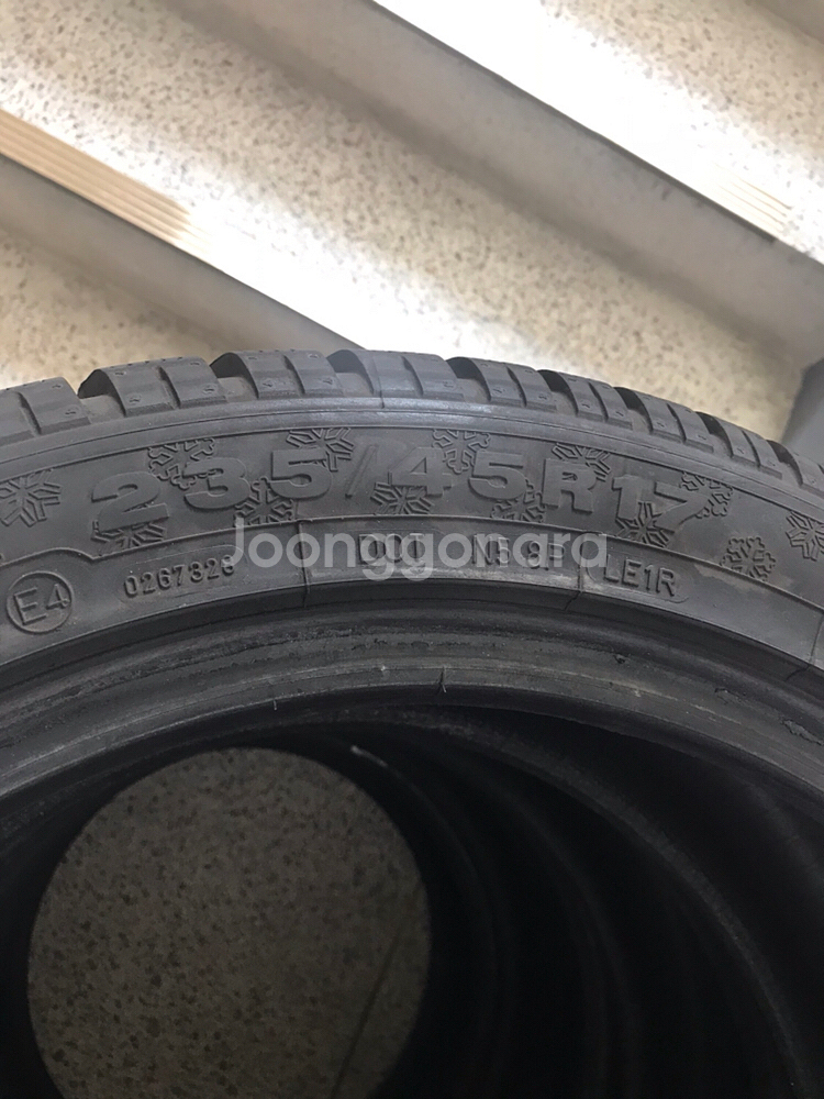 윈터 타이어/스노우 타이어-1만 키로 주행: 가격--1