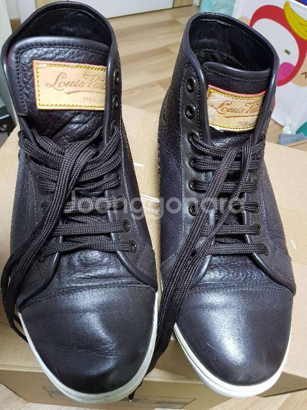 루이비통 가죽 스니커즈  270~A급  청담동 압--0