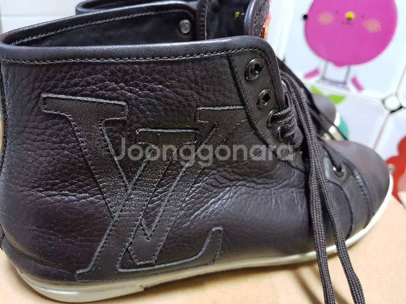 루이비통 가죽 스니커즈  270~A급  청담동 압--1