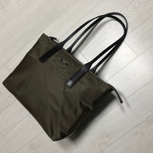 투미 토트백 카키(미사용)