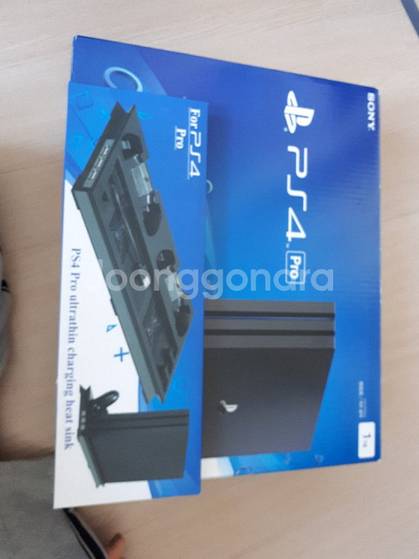 ps4 pro+쿨러 라오어포함--0