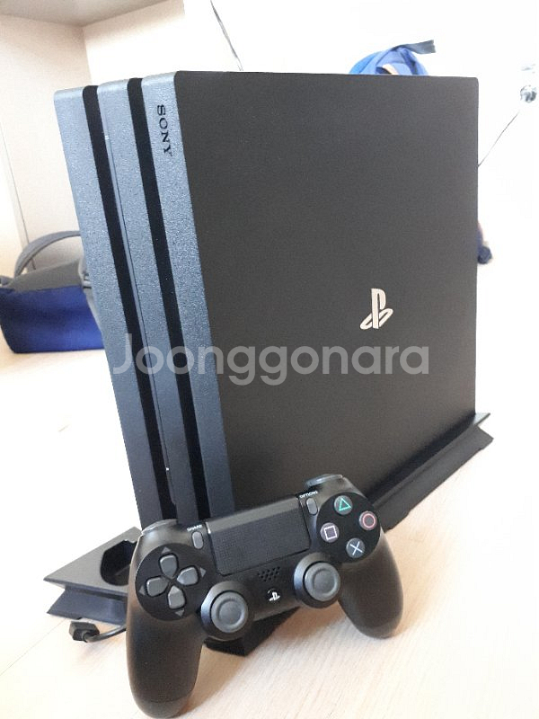 ps4 pro+쿨러 라오어포함--3