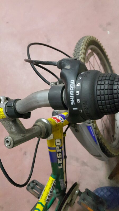 삼천리자전거 22히트 어린이자전거 팝니다.--3