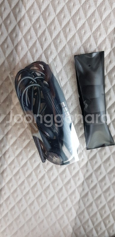 노트8 AKG이어폰 / 2만원--1