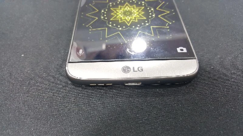 LG G5 32기가 그레이 이미지