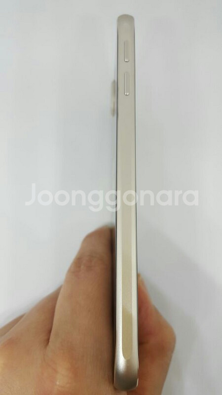 갤럭시s6 32기가 저렴하게 팝니다--3