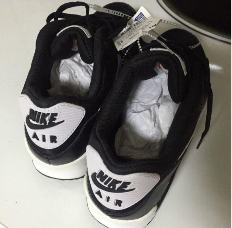 (새상품)나이키 에어맥스90 235--3