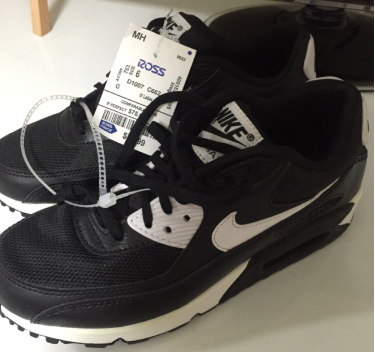 (새상품)나이키 에어맥스90 235--4