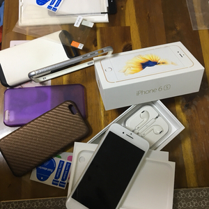 아이폰6s 64 팔아요