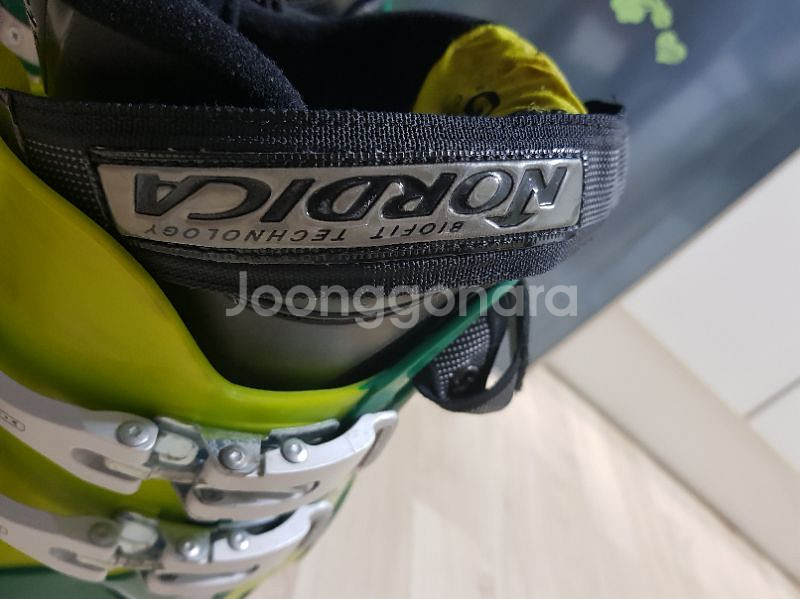 노르디카 스키부츠 250~255--1