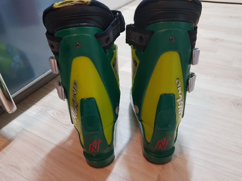 노르디카 스키부츠 250~255--8