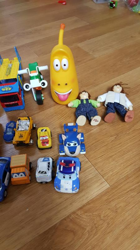 장난감자동차--2