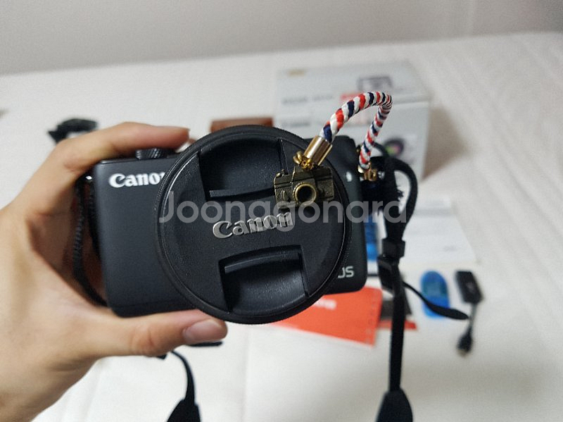 EOS M10 Black 팝니다! 15~45mm+--0
