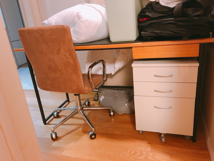 프랑프랑 책상 의자 서랍장 세트 이미지