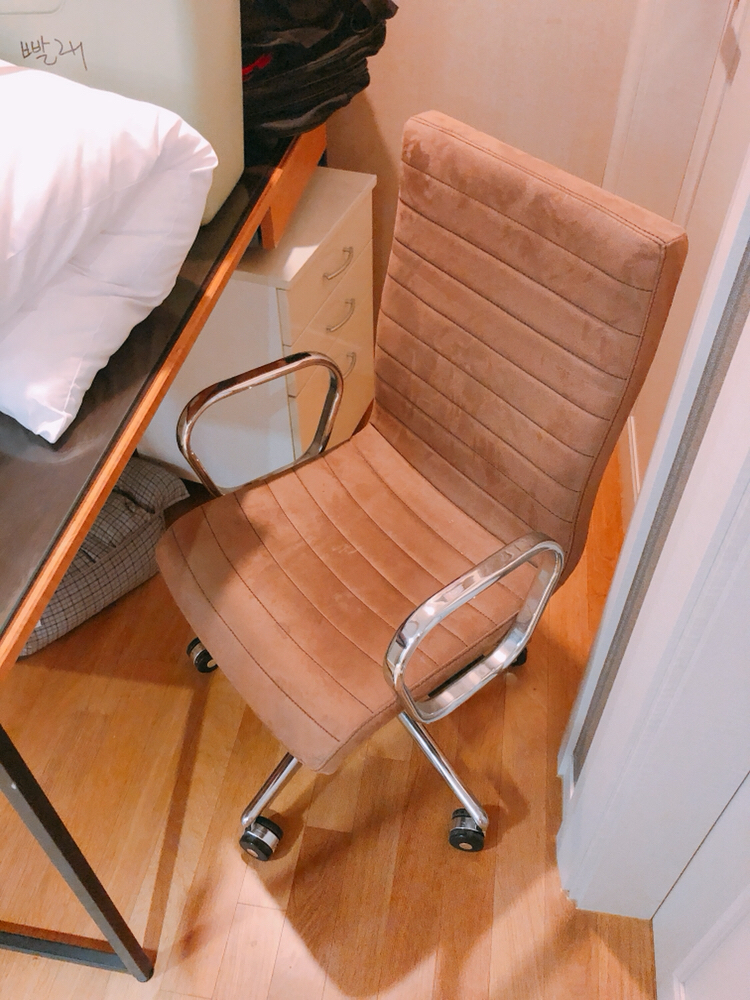 프랑프랑 책상 의자 서랍장 세트 이미지