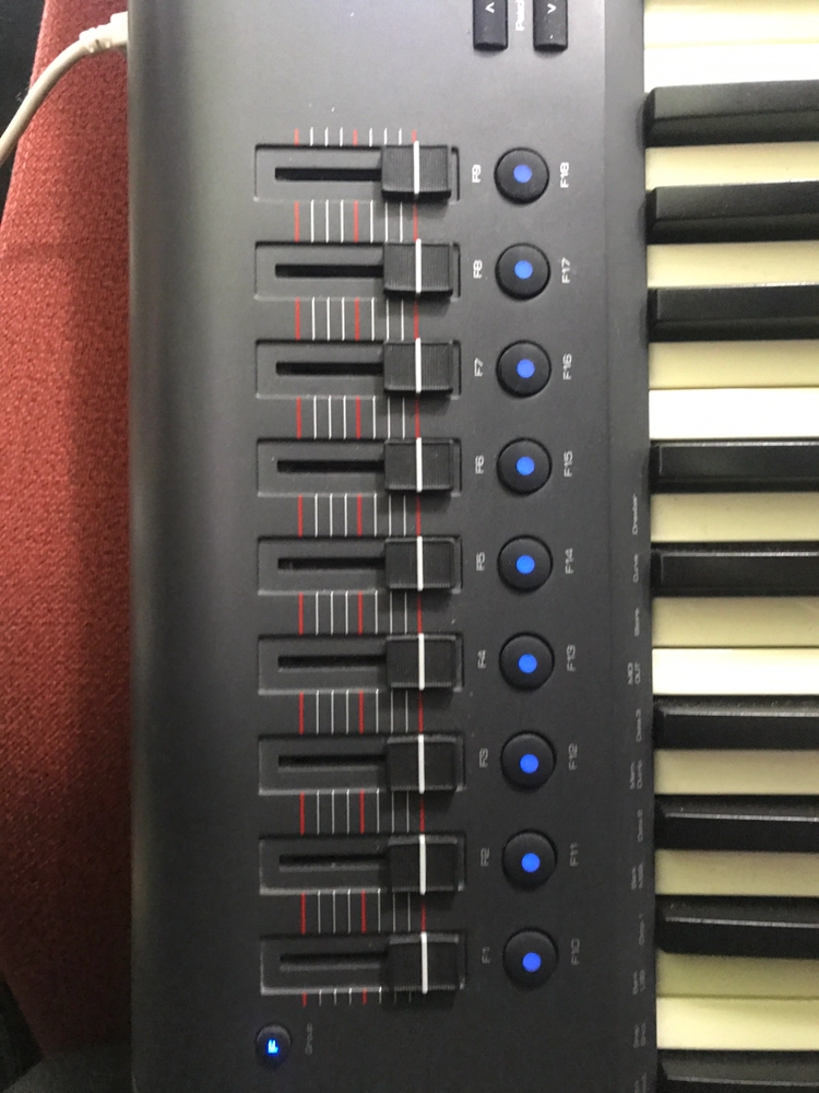 m-audio axiom 61 mk2건반판매 (1 이미지