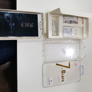 갤럭시C9 PRO 새제품