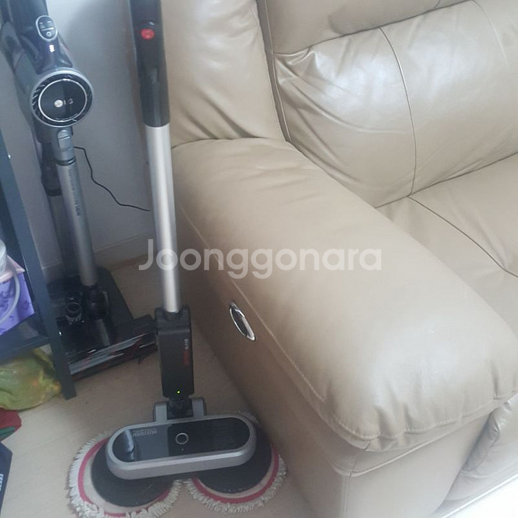 휴스톰 무선물걸레청소기--1