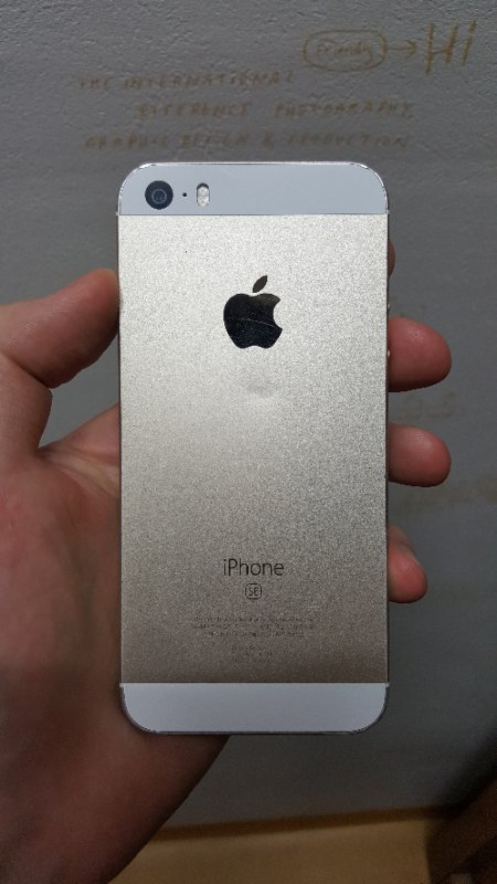 아이폰se 64g 골드--1