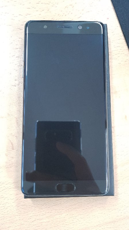 갤럭시 노트fe 64기가 skt 블랙 이미지